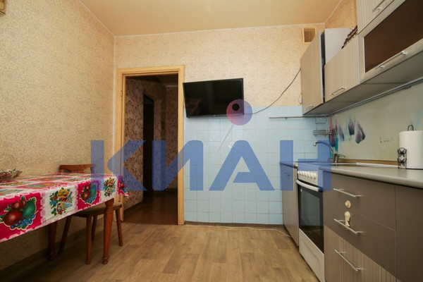 Продам двухкомнатную (2-комн.) квартиру, Комсомольский пр-кт, 1, Красноярск г