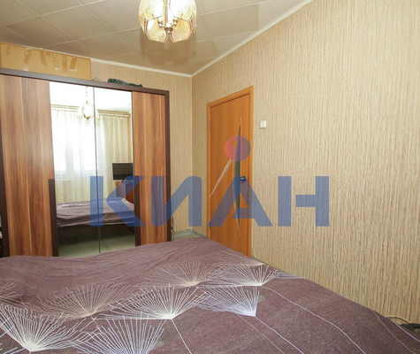 Продам двухкомнатную (2-комн.) квартиру, Комсомольский пр-кт, 1, Красноярск г