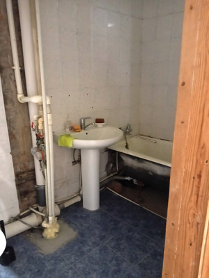 Продам трехкомнатную (3-комн.) квартиру, Зорге ул, 66, Ростов-на-Дону г