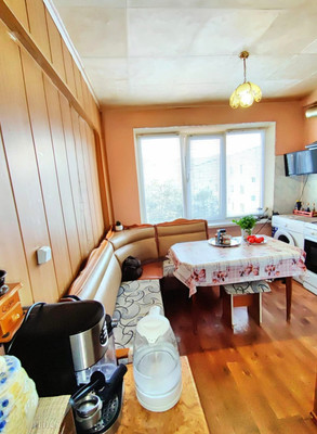 Продам трехкомнатную (3-комн.) квартиру, Луначарского ул, 147, Белореченск г