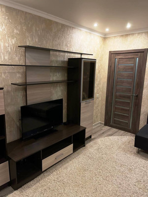 Продам двухкомнатную (2-комн.) квартиру, 2-я Краснодарская ул, 169кб, Ростов-на-Дону г