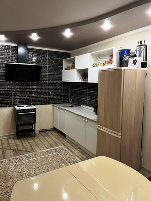 Продам двухкомнатную (2-комн.) квартиру, 2-я Краснодарская ул, 169кб, Ростов-на-Дону г