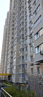 Продам двухкомнатную (2-комн.) квартиру, 2-я Краснодарская ул, 169кб, Ростов-на-Дону г
