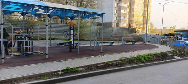 Продам двухкомнатную (2-комн.) квартиру, 2-я Краснодарская ул, 169кб, Ростов-на-Дону г