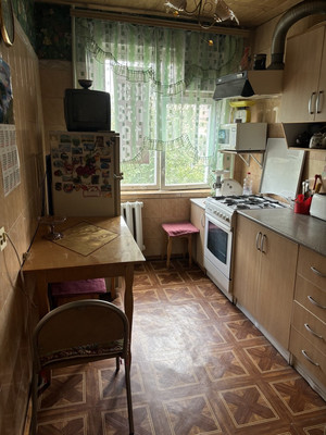 Продам трехкомнатную (3-комн.) квартиру, Курская ул, 17, Ростов-на-Дону г