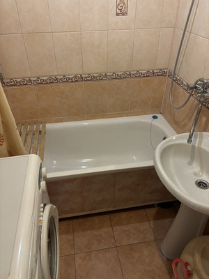 Продам трехкомнатную (3-комн.) квартиру, Курская ул, 17, Ростов-на-Дону г