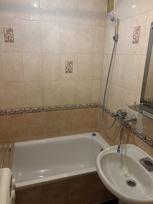 Продам трехкомнатную (3-комн.) квартиру, Курская ул, 17, Ростов-на-Дону г