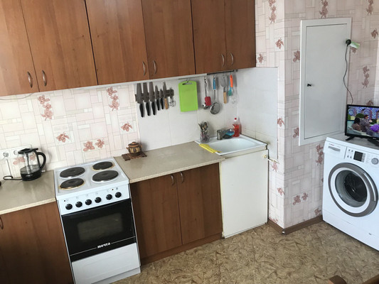 Продам трехкомнатную (3-комн.) квартиру, Еременко ул, 97/29, Ростов-на-Дону г