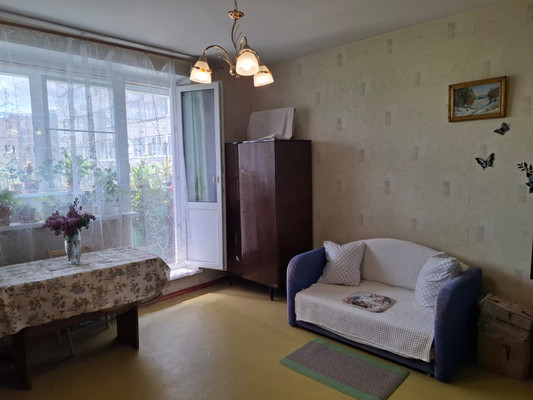 Продам однокомнатную (1-комн.) квартиру, Исаковского ул, 25к1, Москва г