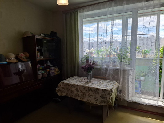 Продам однокомнатную (1-комн.) квартиру, Исаковского ул, 25к1, Москва г