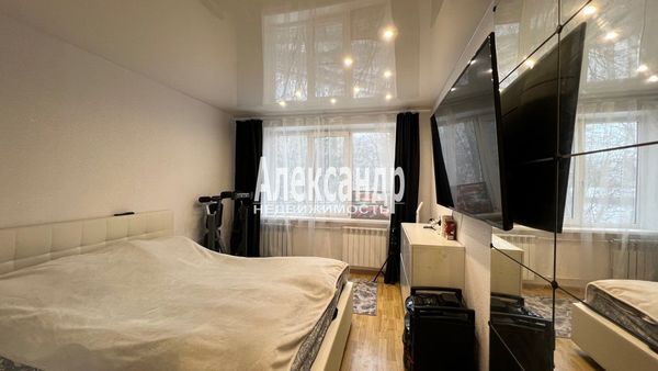Продам многокомнатную квартиру, Гагарина ул, 18А, Выборг г