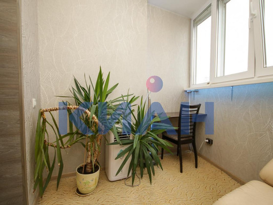 Продам двухкомнатную (2-комн.) квартиру, Судостроительная ул, 159, Красноярск г