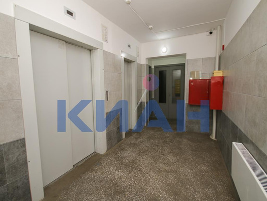 Продам двухкомнатную (2-комн.) квартиру, Судостроительная ул, 159, Красноярск г