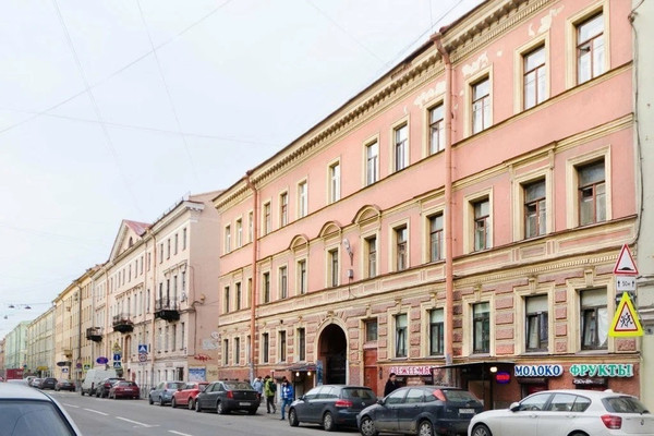 Продам трехкомнатную (3-комн.) квартиру, Казанская ул, 35, Санкт-Петербург г