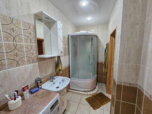 Продам трехкомнатную (3-комн.) квартиру, Ольховый пер, 2, Костомукша г
