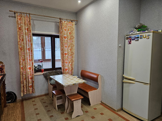 Продам трехкомнатную (3-комн.) квартиру, Ольховый пер, 2, Костомукша г