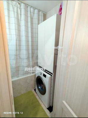Продам трехкомнатную (3-комн.) квартиру, Комарова б-р, 8, Ростов-на-Дону г