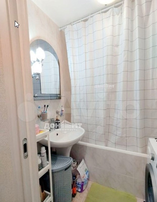 Продам трехкомнатную (3-комн.) квартиру, Комарова б-р, 8, Ростов-на-Дону г