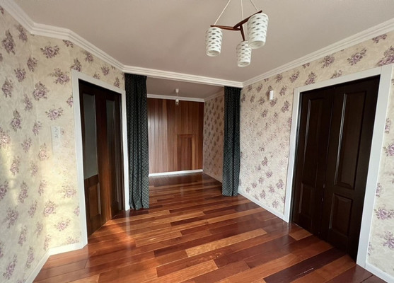 Продам двухкомнатную (2-комн.) квартиру, Новая Дорога ул, 1к2, Москва г