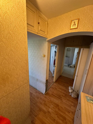 Продам трехкомнатную (3-комн.) квартиру, Октябрьская ул, 4к2, Великий Новгород г