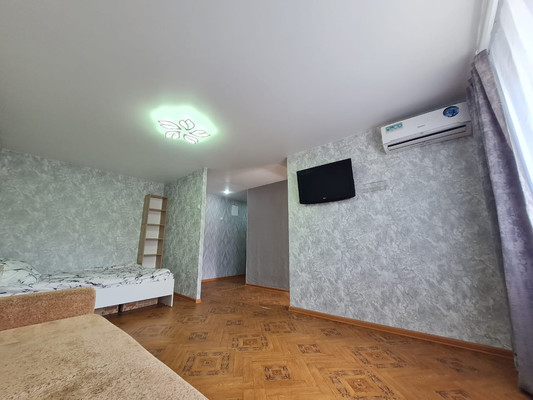 Продам однокомнатную (1-комн.) квартиру, Комсомольский пр-кт, 30, Амурск г