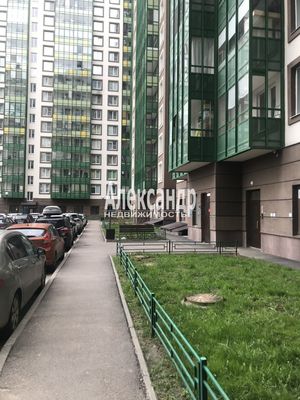 Продам однокомнатную (1-комн.) квартиру, Шувалова ул, 27/7, Мурино п