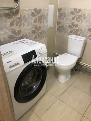 Продам однокомнатную (1-комн.) квартиру, Шувалова ул, 27/7, Мурино п