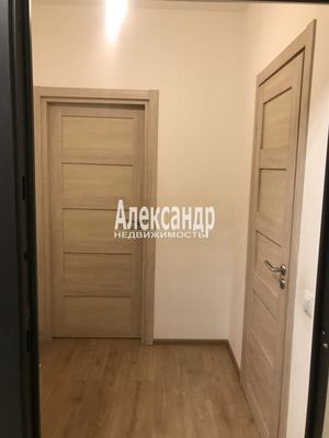 Продам однокомнатную (1-комн.) квартиру, Шувалова ул, 27/7, Мурино п