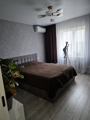 Продам двухкомнатную (2-комн.) квартиру, Весенняя ул, 4, Волгодонск г