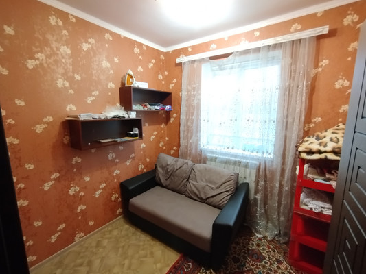 Продам дом, Гоголя ул, 21, Батайск г, 0 км от города
