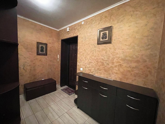 Продам однокомнатную (1-комн.) квартиру, Костромская ул, 8, Калининград г