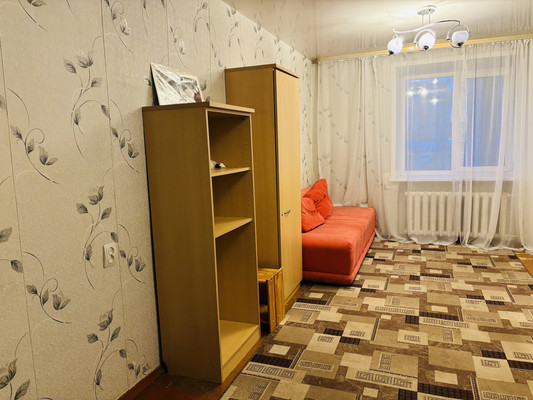 Продам трехкомнатную (3-комн.) квартиру, Мамина-Сибиряка ул, 10, Екатеринбург г