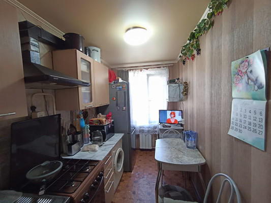 Продам двухкомнатную (2-комн.) квартиру, Степная ул, 159, Волгодонск г