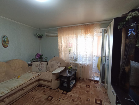 Продам двухкомнатную (2-комн.) квартиру, Степная ул, 159, Волгодонск г