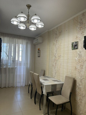 Продам трехкомнатную (3-комн.) квартиру, Жмайлова ул, 4/12, Ростов-на-Дону г