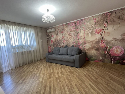 Продам трехкомнатную (3-комн.) квартиру, Жмайлова ул, 4/12, Ростов-на-Дону г