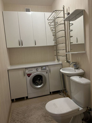 Продам трехкомнатную (3-комн.) квартиру, Жмайлова ул, 4/12, Ростов-на-Дону г