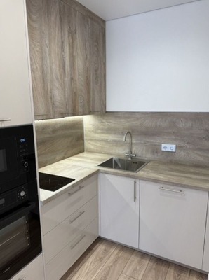 Продам двухкомнатную (2-комн.) квартиру, Сиверса пр-кт, 28, Ростов-на-Дону г