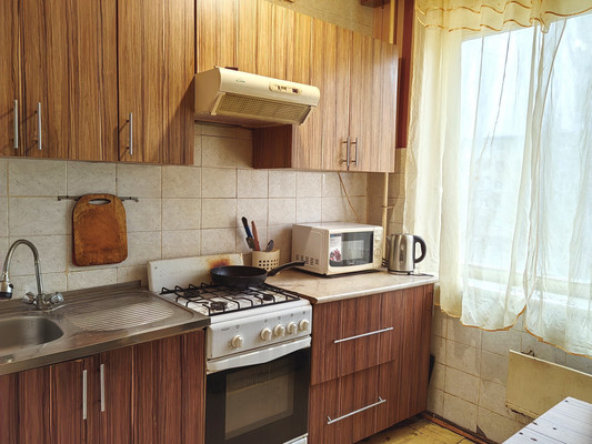 Продам трехкомнатную (3-комн.) квартиру, Майская ул, 27, Воронеж г