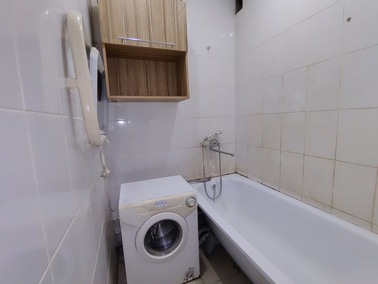 Продам трехкомнатную (3-комн.) квартиру, Майская ул, 27, Воронеж г