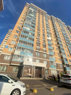 Продам однокомнатную (1-комн.) квартиру, Вертолетная (Зенино ЖК Самолёт мкр.) ул, 16к2, Люберцы г
