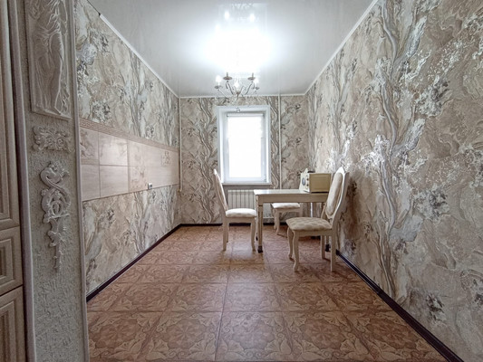 Продам трехкомнатную (3-комн.) квартиру, Новоселов ул, 50, Рязань г