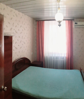 Продам двухкомнатную (2-комн.) квартиру, Островского пер, 33/38, Ростов-на-Дону г