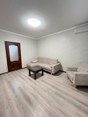Продам двухкомнатную (2-комн.) квартиру, Еременко ул, 68к74, Ростов-на-Дону г