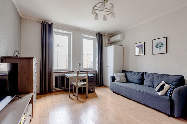 Продам двухкомнатную (2-комн.) квартиру, Дмитровка Б. ул, 4к1, Москва г