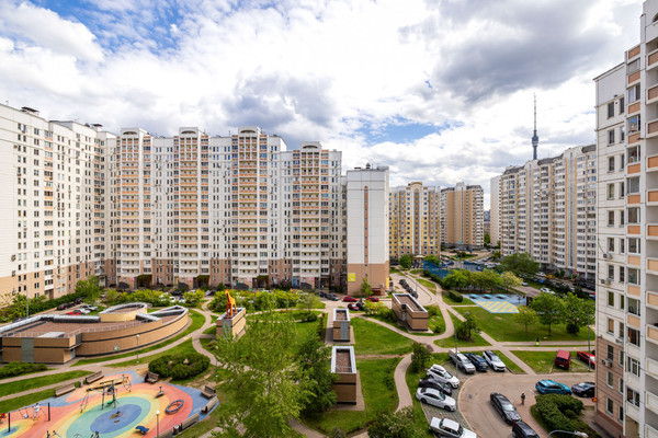 Продам двухкомнатную (2-комн.) квартиру, Дмитровка Б. ул, 4к1, Москва г