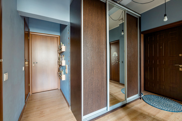 Продам двухкомнатную (2-комн.) квартиру, Дмитровка Б. ул, 4к1, Москва г