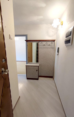 Продам трехкомнатную (3-комн.) квартиру, Новороссийская ул, 186, Краснодар г