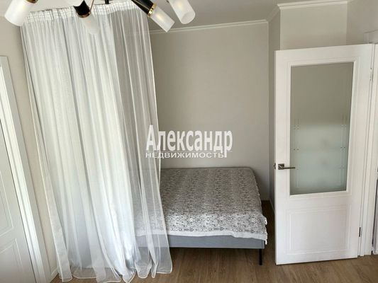 Продам двухкомнатную (2-комн.) квартиру, Ленсовета ул, 89, Санкт-Петербург г