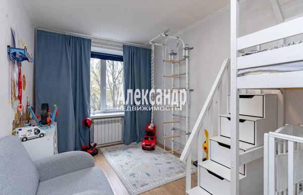 Продам двухкомнатную (2-комн.) квартиру, Ленсовета ул, 89, Санкт-Петербург г